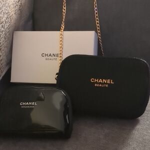 🩷 New CHANEL Black & Gold Chain Shoulder Cosmetic Pouch Duo